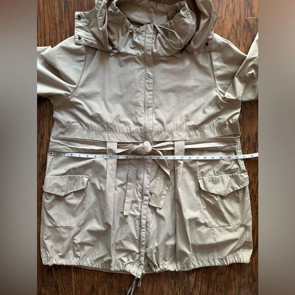 Womens Raincoat Rain Jacket Tan Hood Drawstring Waist Two Way Zipper Size XL - Picture 16 of 16